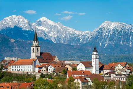 Urejena lastniška razmerja v kranjskem Globusu