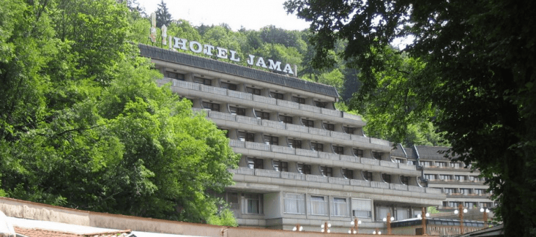 V Postojni odprli Hotel Jama