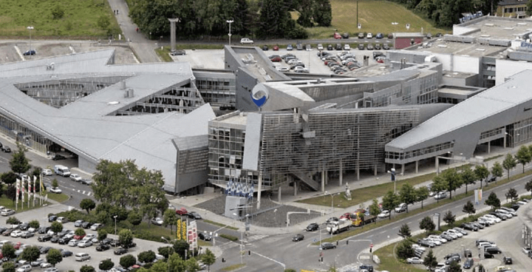 Heta objavila razpis za Merkurjeve trgovske centre