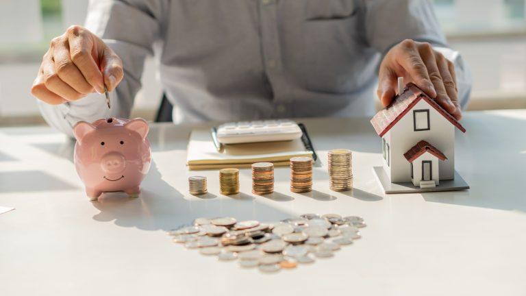 V Sloveniji okoli 200 posameznikov z osebnim finančnim premoženjem med 20 in 100 milijoni dolarjev